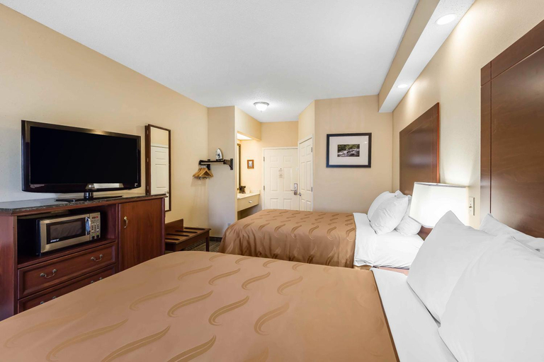 Bedroom 9
