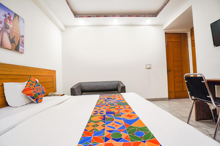 Bedroom 2, FabHotel Emoji Stays, Gurgaon