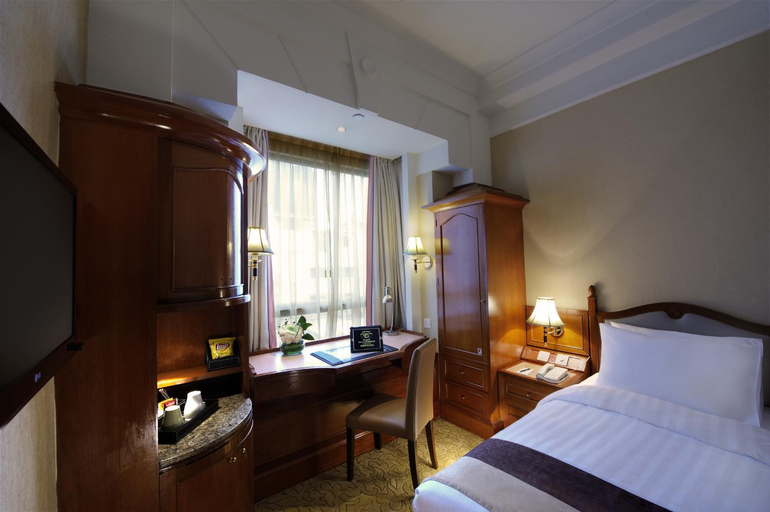 Bedroom 6