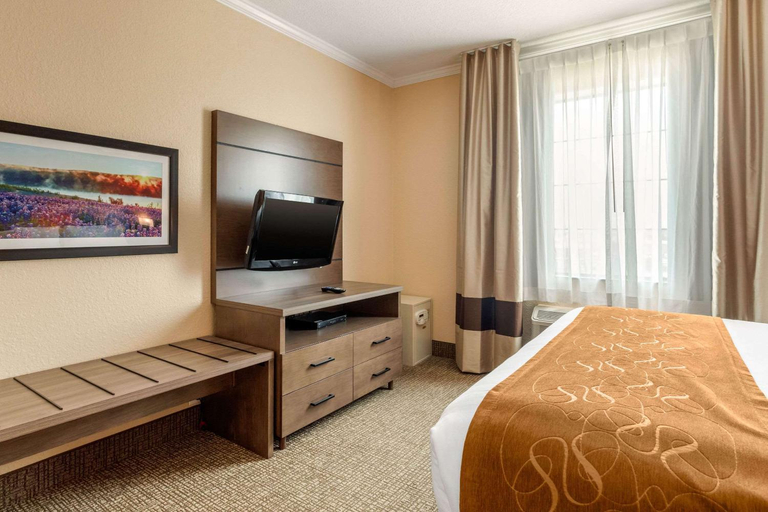 Bedroom 9