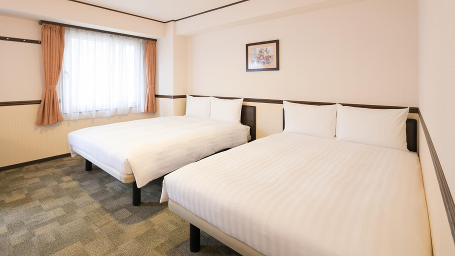 Bedroom 12