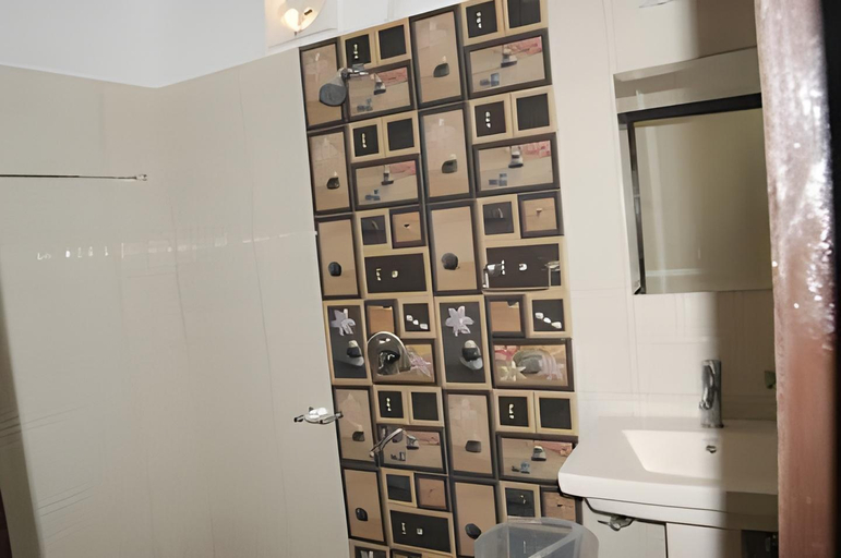 Bathroom 5, Hotel City Forest, Chamba