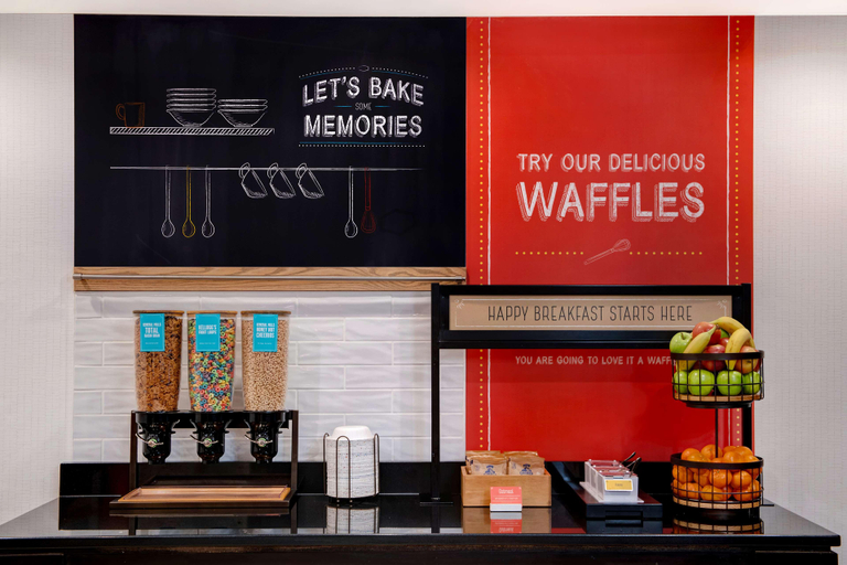 Food & Drinks 5, Hampton Inn Anderson/Alliance Business Park, Anderson