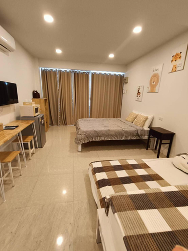 Bedroom 13