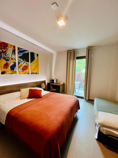 Others 3, Civico 29 rooms, Verona