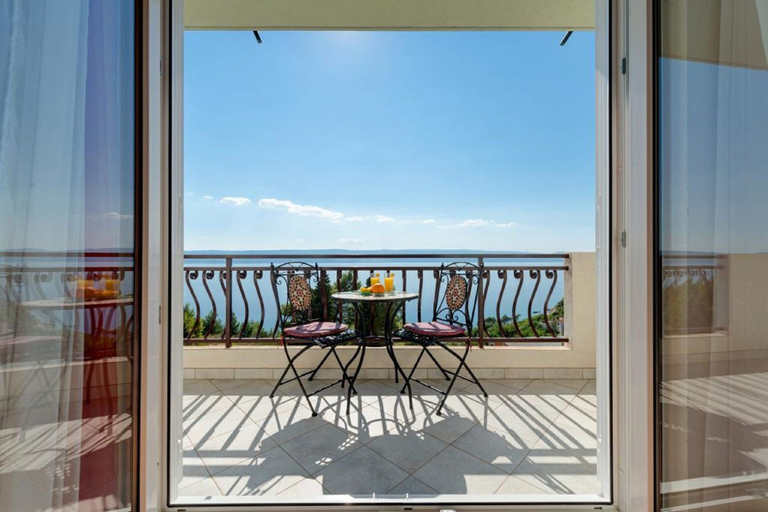 Others 5, Apartment Tafra 3, Omiš