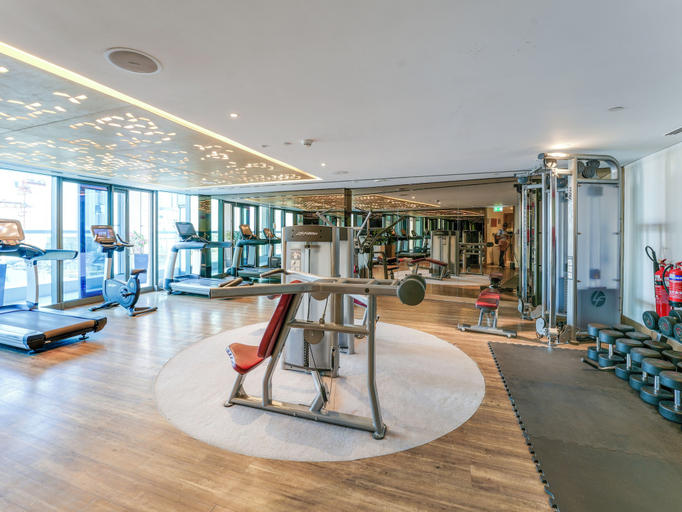 Others 3, Glamorous 2BR in Damac Paramount Tower, Dubai