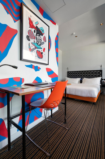 Bedroom 26
