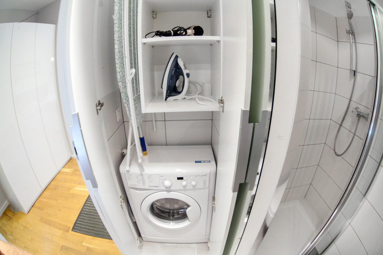 Bathroom 4, Triton Apartments in Warsaw, Warsaw