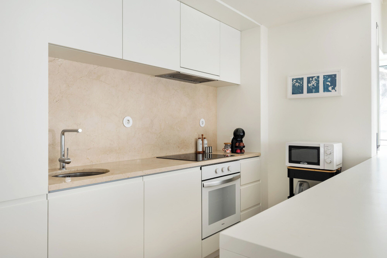 Others 4, Acm022 Bombarda Homes, Spacious 3BR for Families, Porto