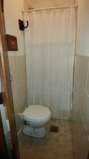 Bathroom 4, Residencial La Quinta Residencia, Capital