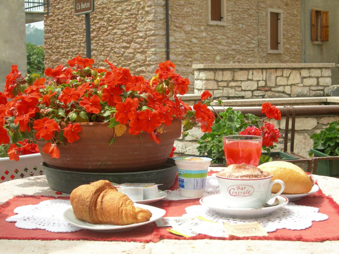 Food & Drinks 5, Albergo Centrale, Verona