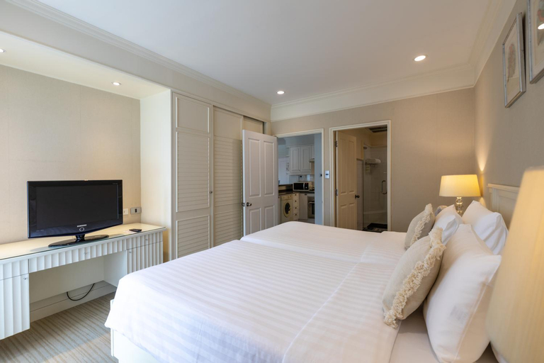Bedroom 23