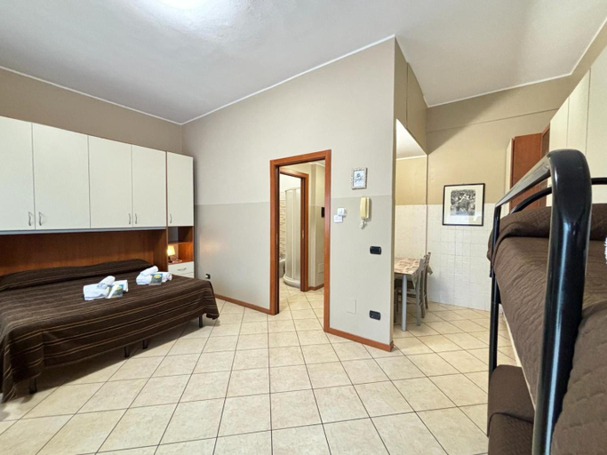 Bedroom 9