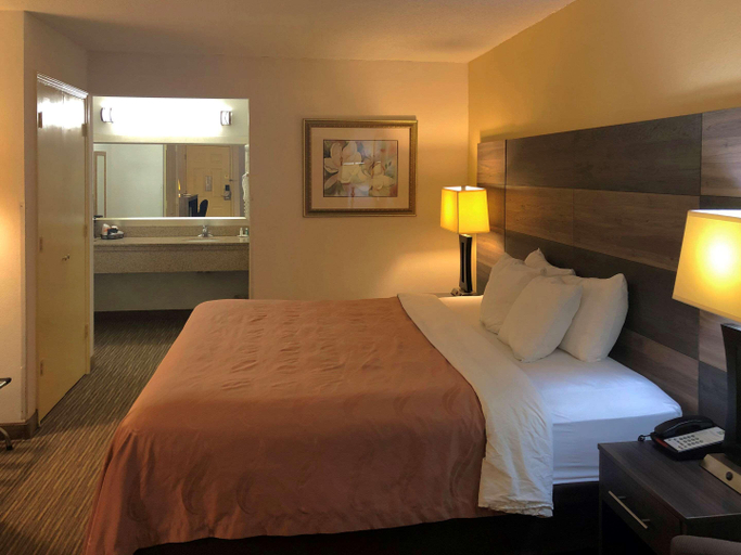 Bedroom 3, Quality Inn Bennettsville, Marlboro