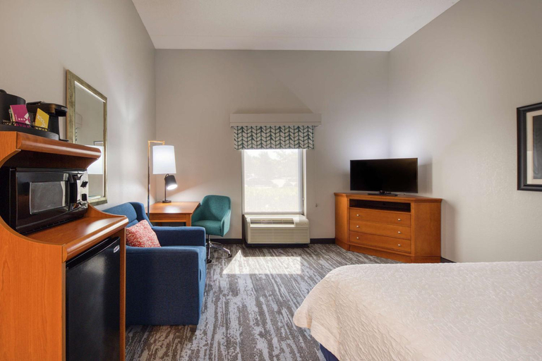 Bedroom 25