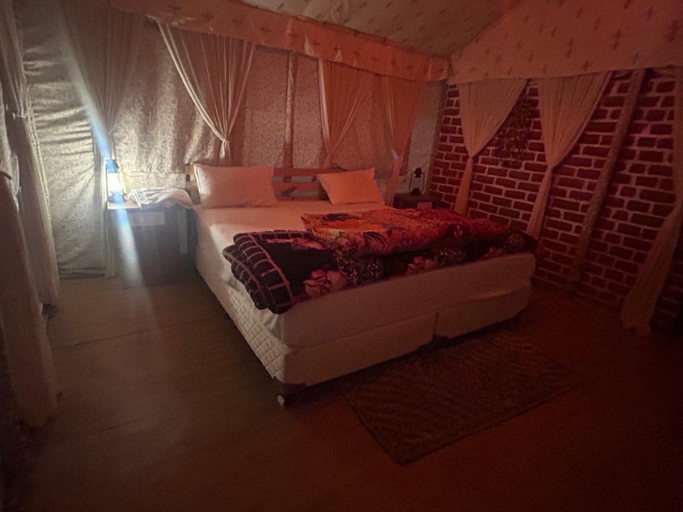 Nomadic soul camps Bir Biling ,Best camp in Bir , River side Camp, Mandi