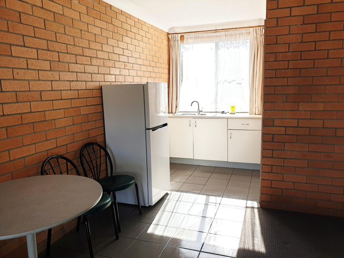 Others 5, Parkdrive Motel, Kempsey
