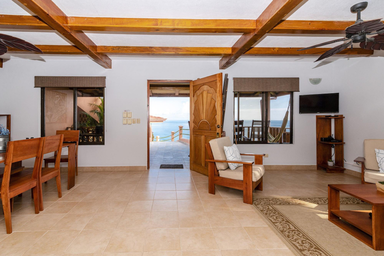 Public Area, Villas Alturas, Osa