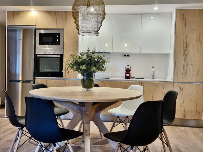 Others 5, Apartamentos LCR Boutique, LCR Suites y LCR Los Valles, Huesca