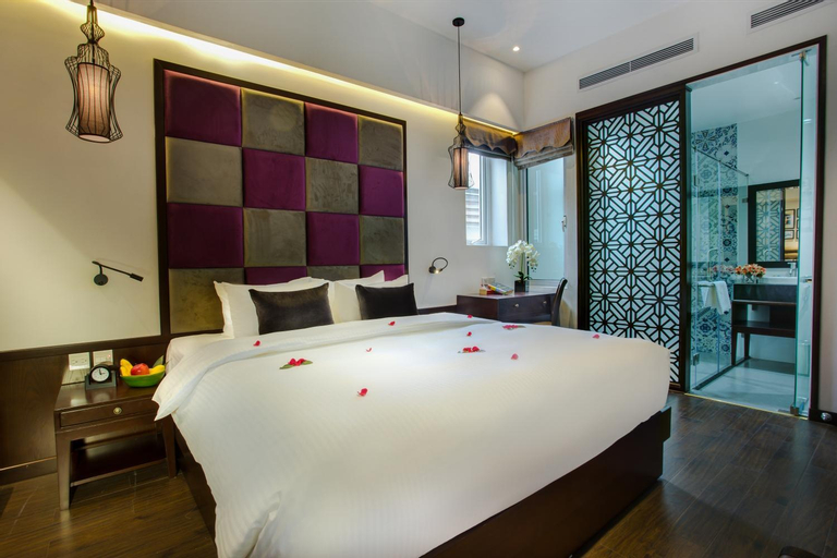 Bedroom 16