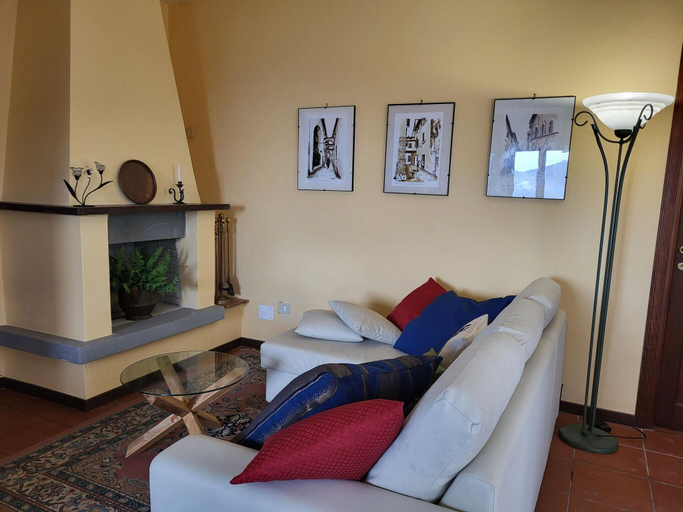 Others 3, Rustic Retreat in Umbria, Perugia
