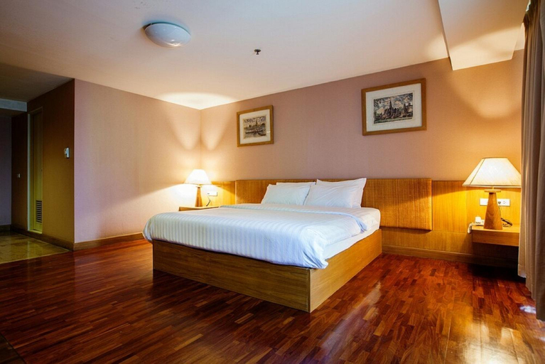 Bedroom 12