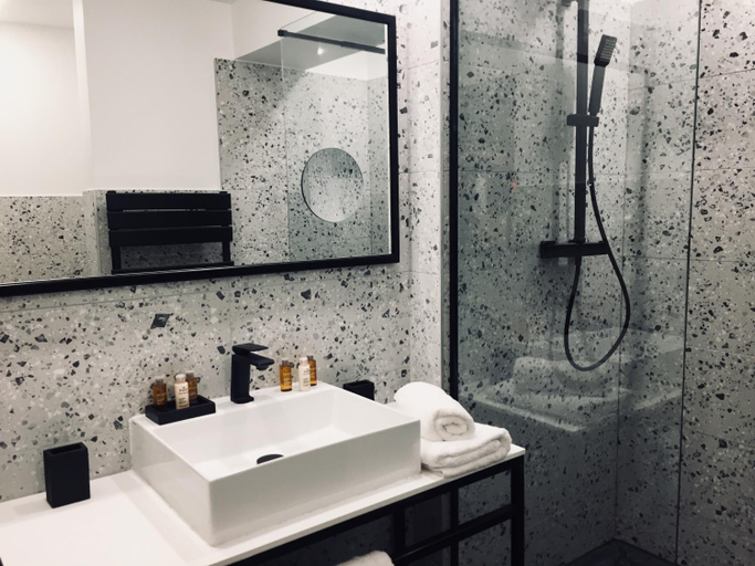 Bathroom 4, Hotel 16 | 150 Montagne & Spa Nuxe, Hautes-Alpes