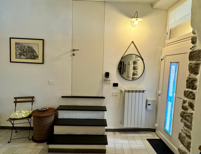 Public Area 3, La Piramide, La Spezia