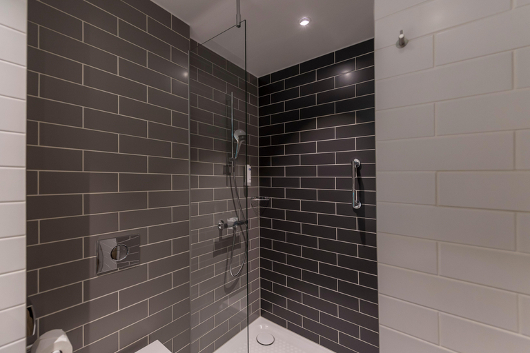 Bathroom 8