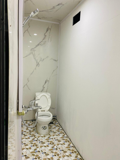 Bathroom 3