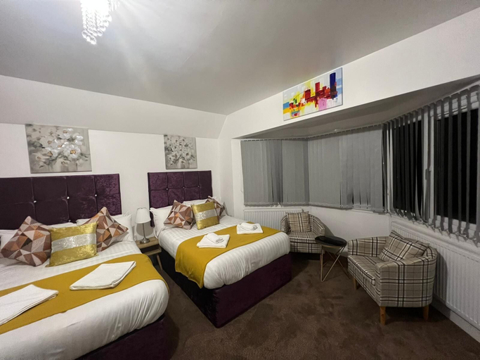 Bedroom 5, The Old Mill Inn, Milton Keynes