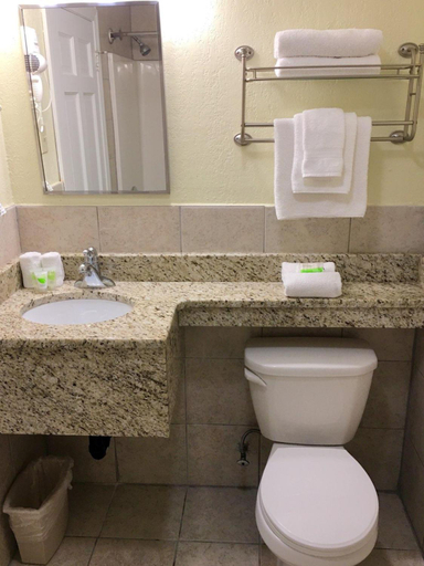 Bathroom 3, Scottish Inns Sturbridge, Worcester