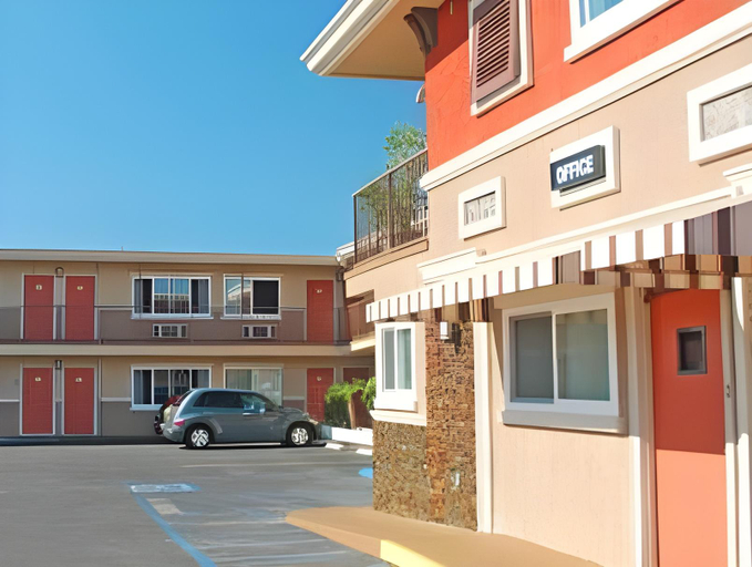 Others 3, Friendly Hills Inn - Whittier, Los Angeles, Los Angeles