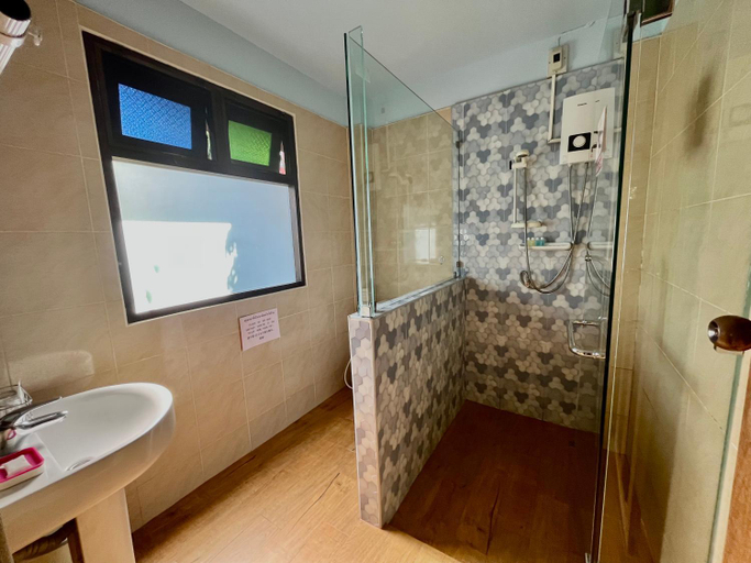 Bathroom 3, Baan Pai Nai Wieng, Pai