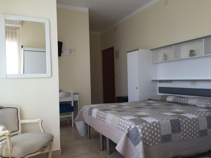 Bedroom 12