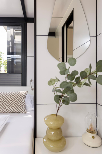 Others 5, Cosy tiny houseboats near beach and restaurants by Weltevreden Experience, Zeewolde