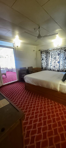 Bedroom 4, Hotel Garden INN, Srinagar