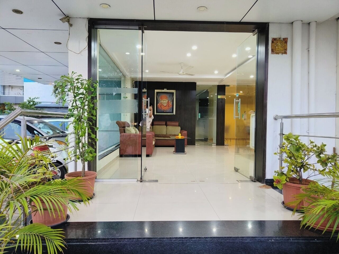 Exterior & Views 2, HOTEL SAI SRUSHTI BY Neem Square, Ahmadnagar