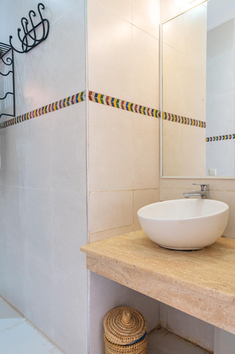 Bathroom 3, Riad Le Marocain, Marrakech