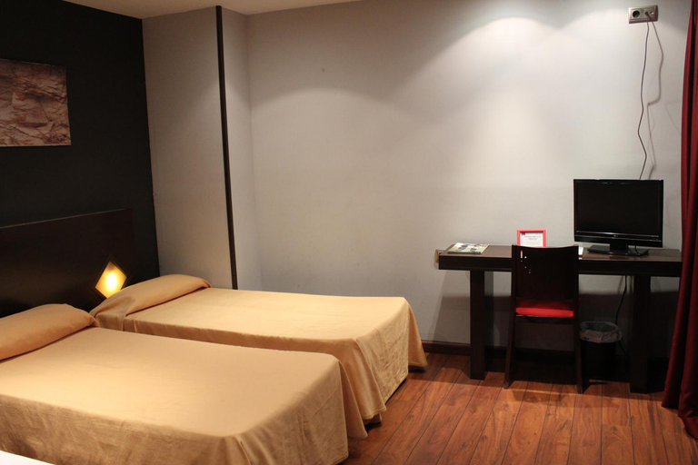 Others 5, Hostal Royal Almorox, Toledo