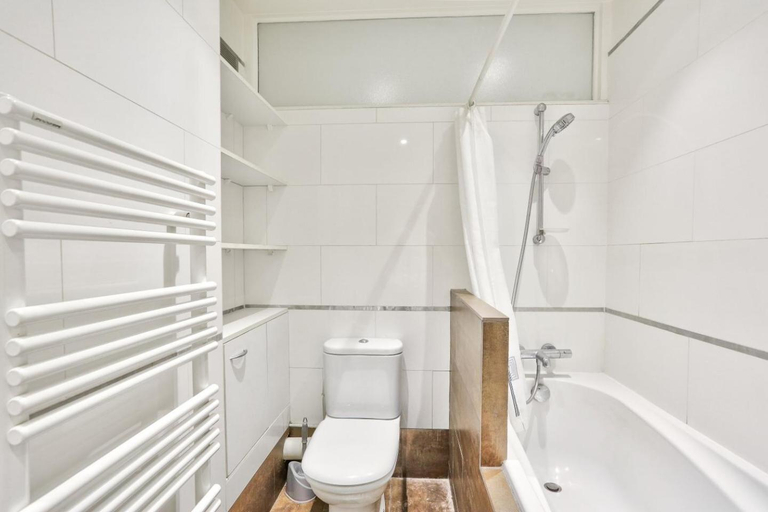 Bathroom 3, Appartement Quartier Montmartre, Paris