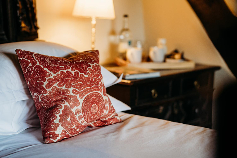 Bedroom 2, The Crown Inn, Surrey