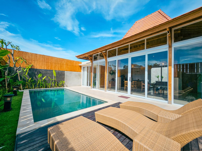 Swimming Pool 14