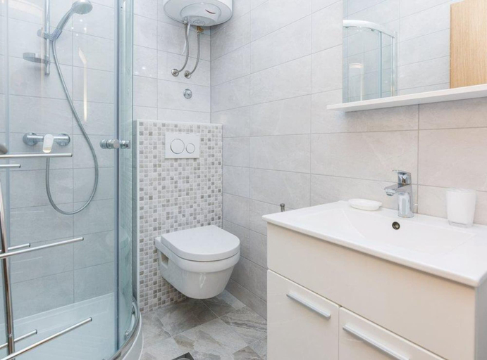 Bathroom 3, Guest House Burela, Nin