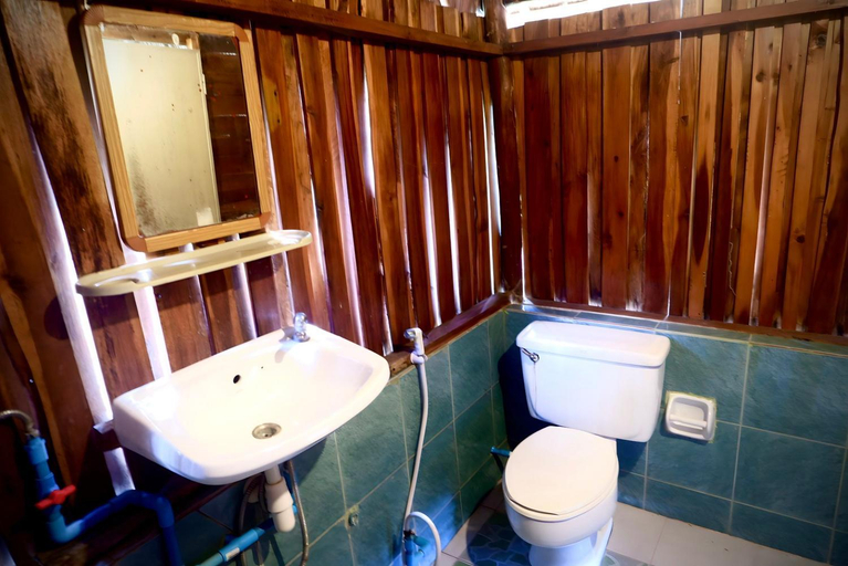 Bathroom 4, Lanta Marina Resort, Ko Lanta