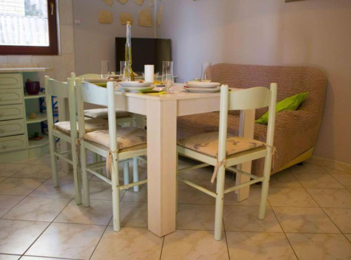 Others 3, Apartments Jukica, Vis