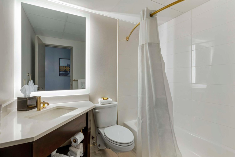 Bathroom 7