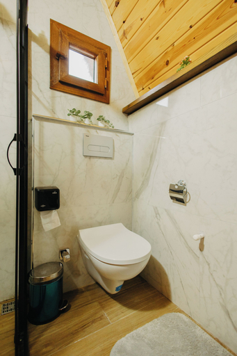 Bathroom, Rize Yerumoni Suit, Ardeşen
