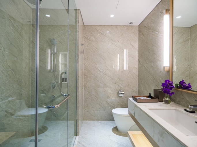 Bathroom 7